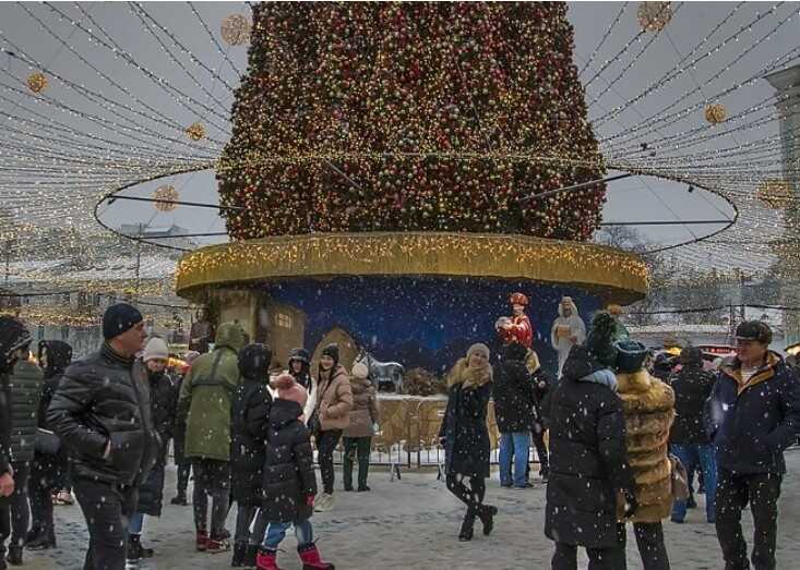 Новорічні свята в Києві: жодних масових заходів, ялинку встановлять меценати, — КМВА