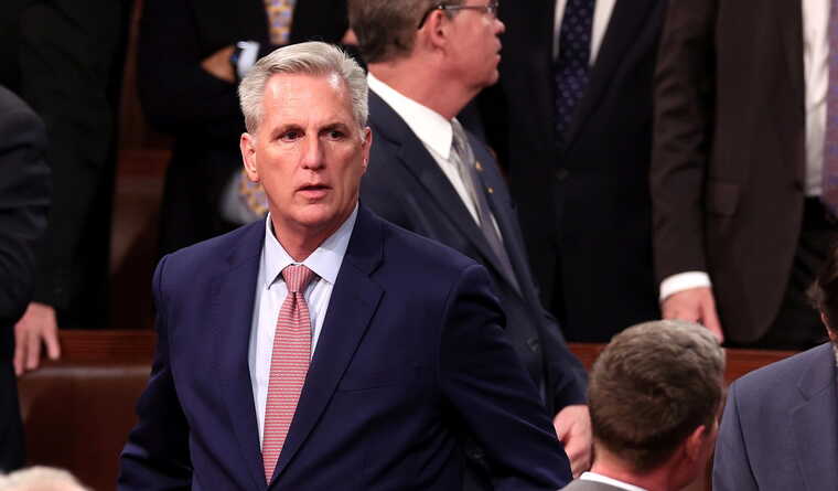 Экс-спикер Палаты представителей США Маккарти уходит из Конгресса