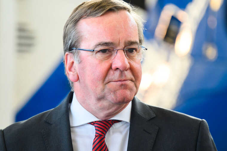 Писториус сделал уточнение о помощи Украине: "Миллион снарядов вряд ли будет"