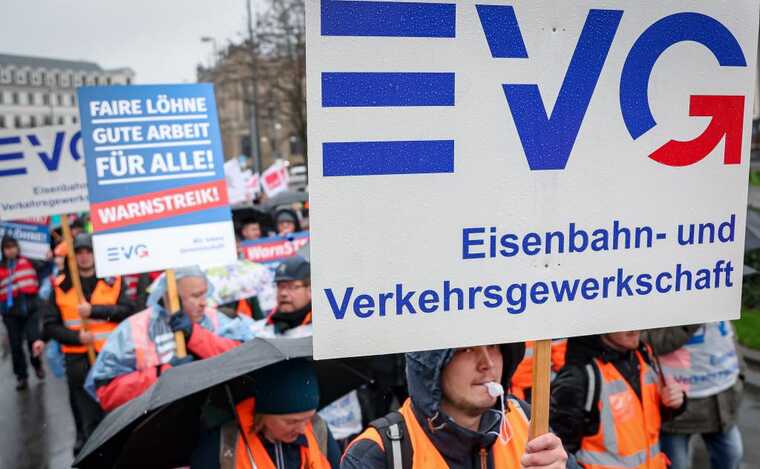 У Німеччині залізничники влаштували страйк: скасовано більшість потягів