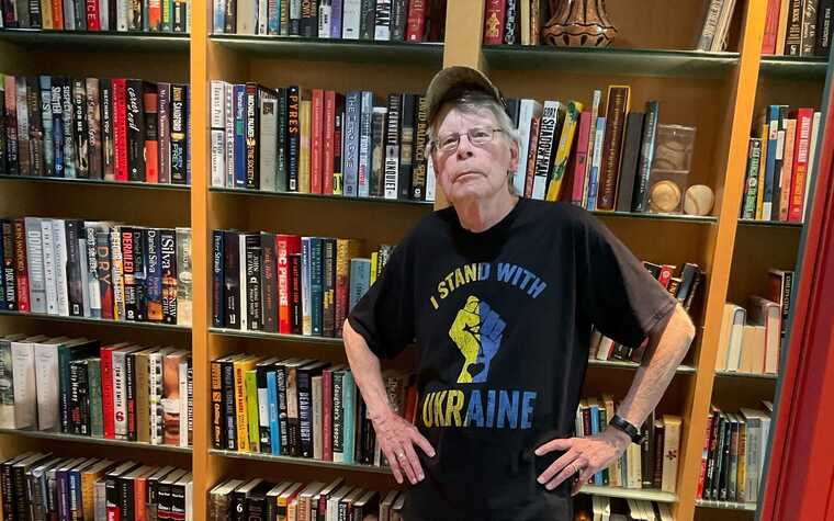 "Путін їх любить": легендарний Стівен Кінг дорікнув республіканцям, які блокують допомогу Украні