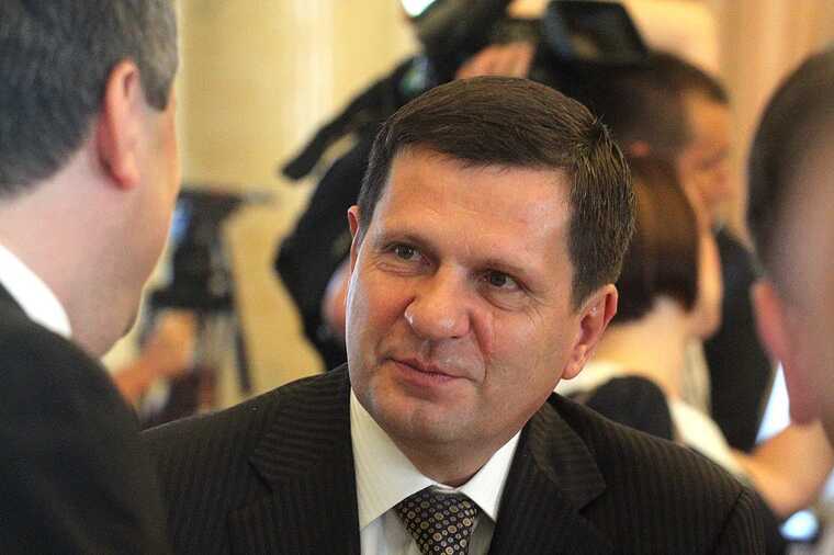 Суд заочно арестовал экс-мера Одессы Костусева
