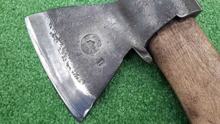 Під Хмельницьким чоловік зарубав товариша по чарці: прийняв за російського військового