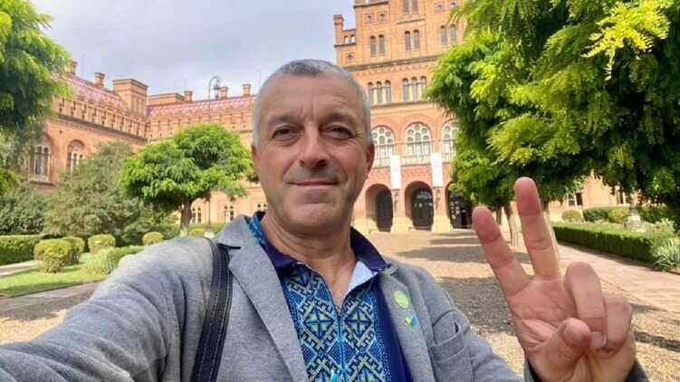 Депутат "Слуги народу" запропонував узаконити щоденну молитву за перемогу України