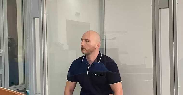 Суддя Тандир переоформив майно на дружину і розлучився з нею