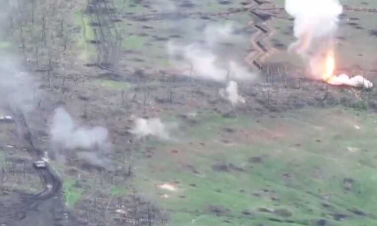 Украинский танк Т-64БВ сошелся в дуэли с российским Т-72Б3