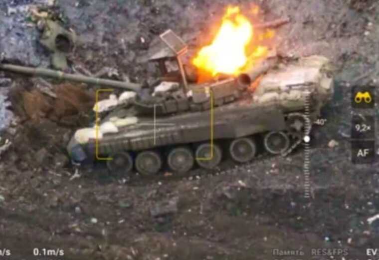 Аеророзвідник показав розбиту техніку загарбників після спроб наступу на Авдіївку