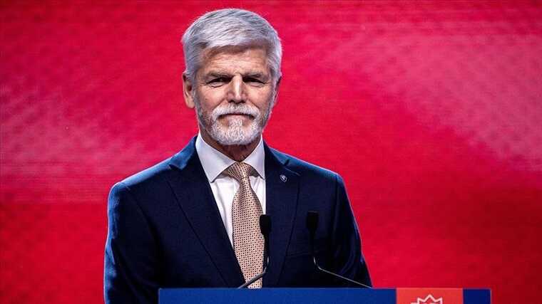 Президент Чехії Павел прогнозує "значний зсув" у війні в Україні у 2024 році