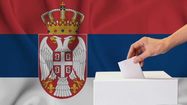 У столиці Сербії незадоволені результатами виборів до парламенту вийшли на протест