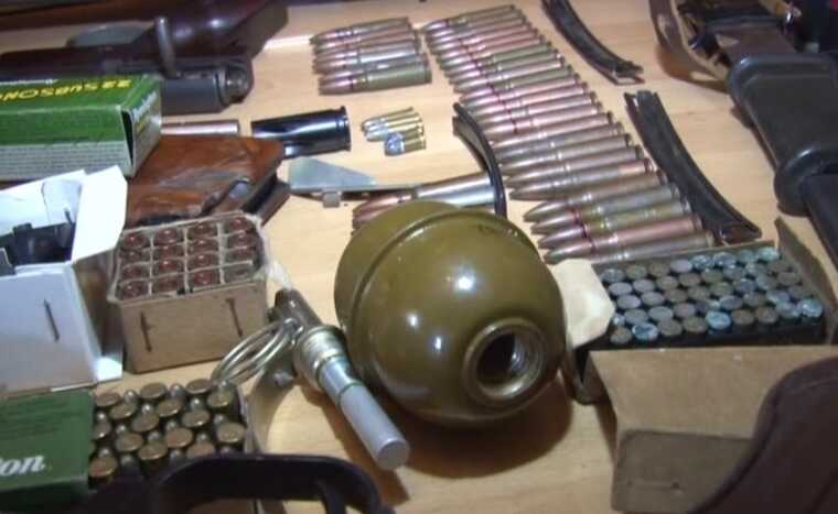 У Харкові військовослужбовець погрожував поліцейському гранатою: його засудили умовно