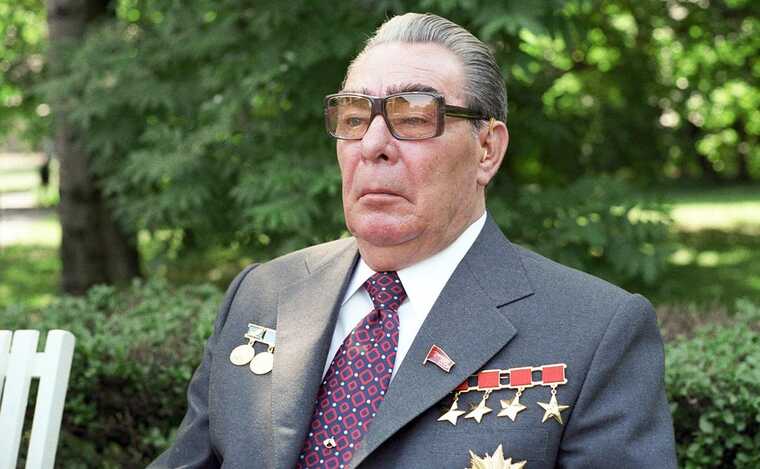 Брежнєва  позбавили звання "Почесного громадянина Дніпропетровська"