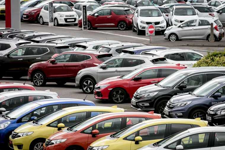 В Британии попросили мэра Лондона отдать использованные машины Украине