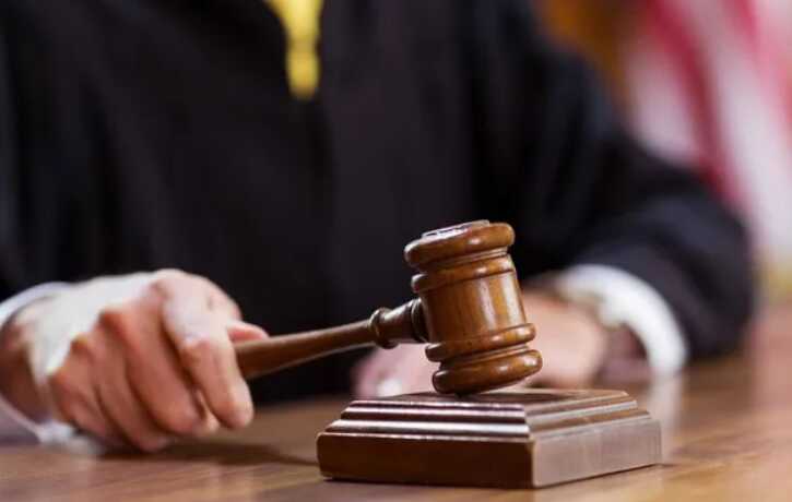 У Києві на 12 років засудили чоловіка: зґвалтував малолітню падчерку