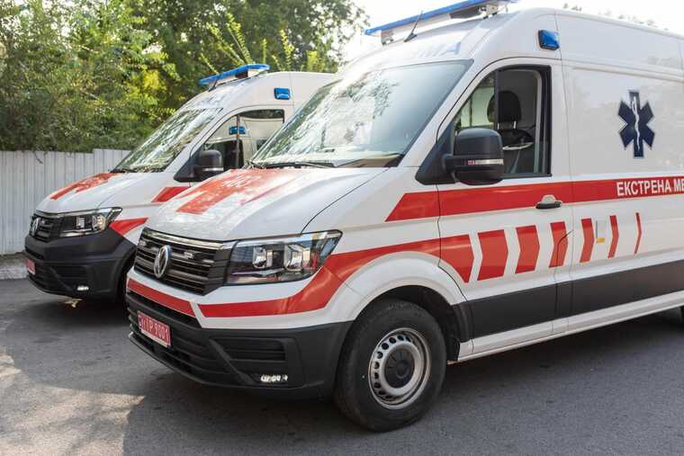 У Чернівцях із вікна ТЦК вистрибнув чоловік