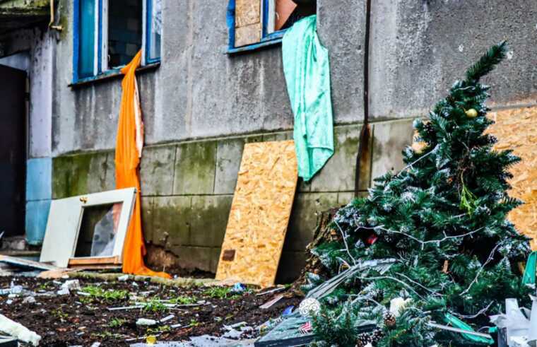 Поліція показала наслідки удару по Селидове та Курахове на Донеччині