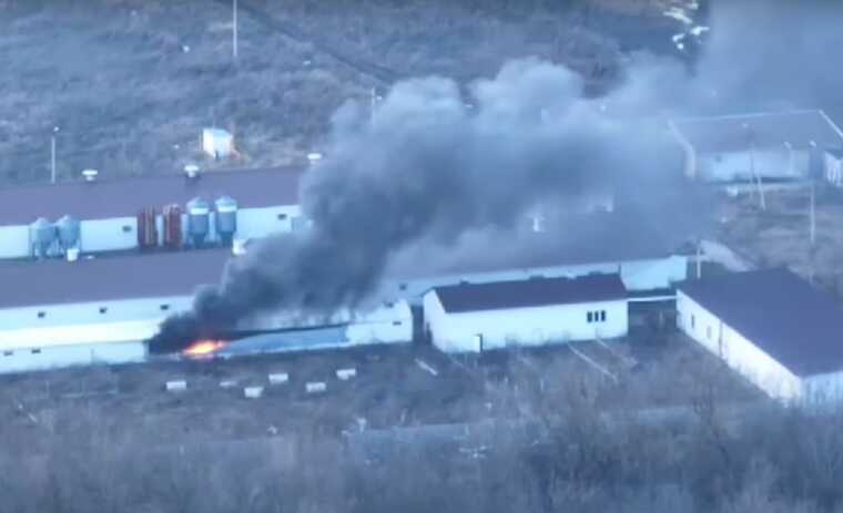 Прикордонники влаштували "святковий феєрверк" окупантам, знищивши склад боєприпасів