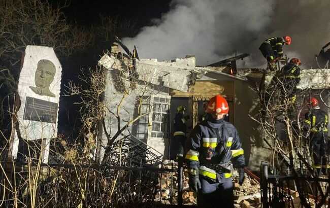 Массированная атака "шахедов": как выглядит музей Шухевича во Львове после попадания дронов