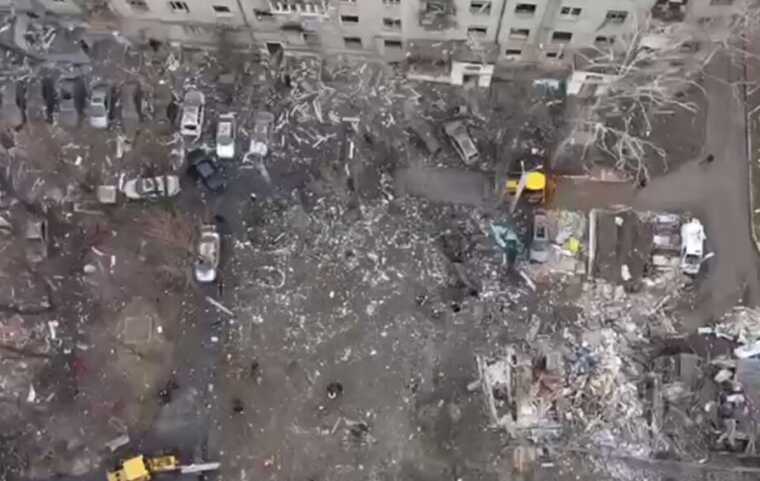 Полиция и Прокуратура показали видео после ракетных ударов по Харькову