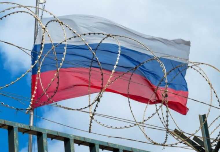 З РФ до України повернули депортованого 18-річного маріупольця