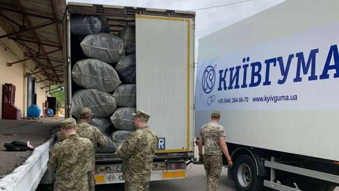 Такмед производства "Киевгумы" возили российским оккупантам прямо на передовую, - СМИ