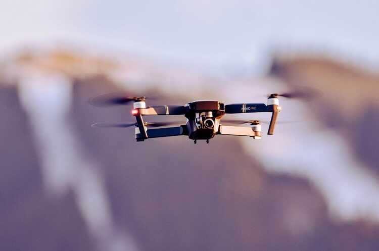 У Німеччині над військовими полігонами, де навчаються українці, регулярно фіксують невідомі дрони