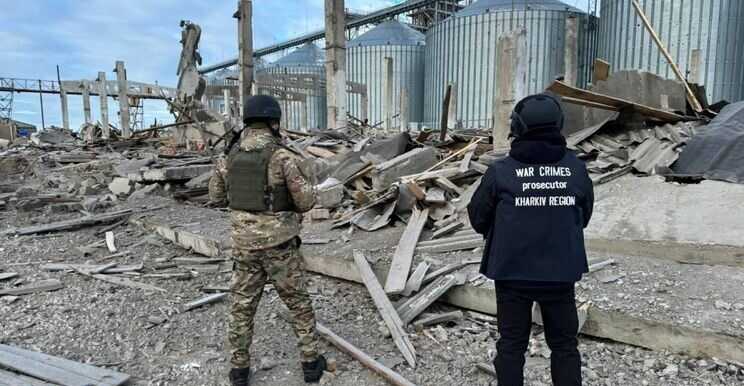 Армія РФ обстріляла Куп’янський район: пошкоджено складські приміщення підприємства та будинок культури