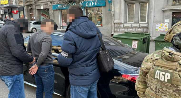 Закупки для ВСУ: контракты задержанного бизнесмена проверят "под микроскопом"