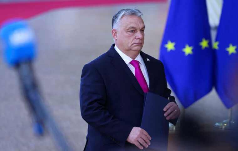 Politico: Угорщина запропонувала "компроміс" для зняття вето на 50 мільярдів євро для України