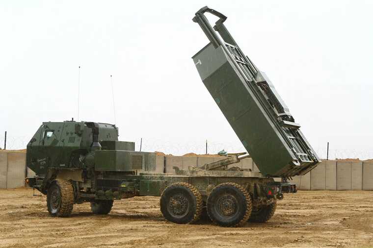 Залужний показав роботу РСЗВ HIMARS: ефективно нищить техніку і живу силу противника