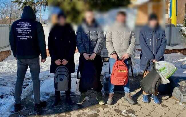 ДПСУ затримала чотирьох ухилянтів: проти них було складено адмінпротоколи