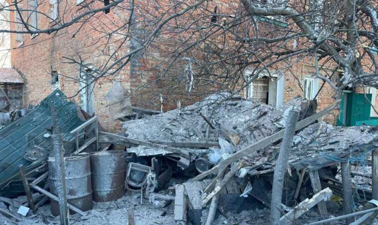 Вночі окупанти вдарили керованими авіабомбами по Вовчанську Харківської області