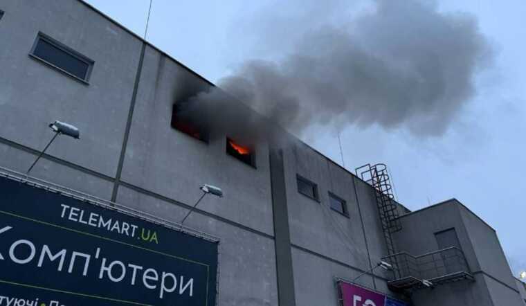 Підпал ТРЦ «Космополіт» здійснив 7-річний хлопчик, — поліція