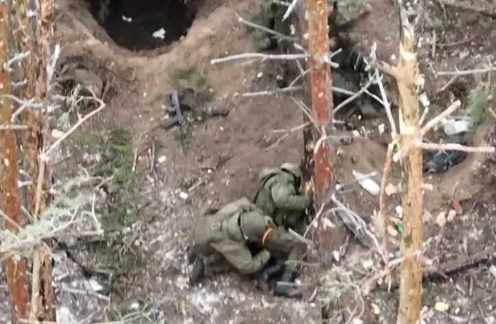 Операторы-дронов наткнулись на засаду врага и заставили его пожалеть о "встрече"