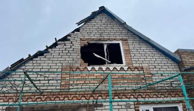 Окупанти обстріляли з артилерії та атакували дронами-камікадзе Нікополь і Марганецьку громаду