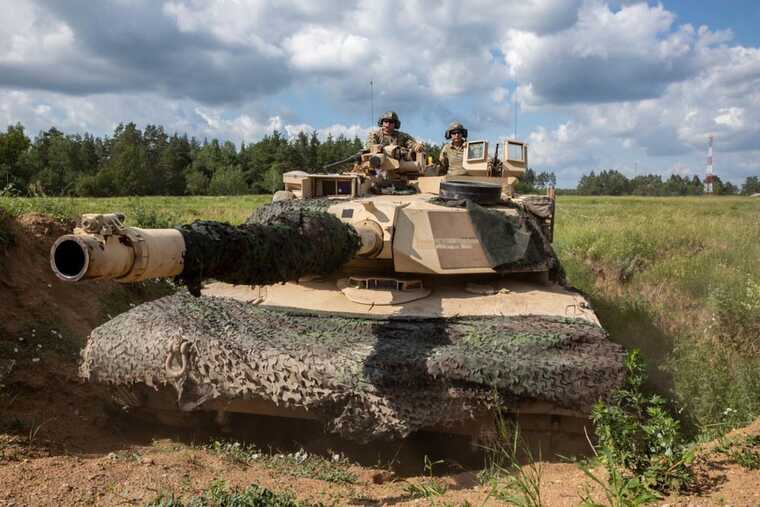 ЗСУ отримали Abrams M1A1SA з динамічним захистом ARAT