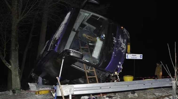 ДТП у Польщі: в аварію потрапив автобус з українцями, є постраждалі