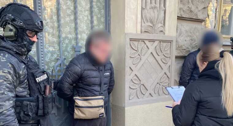 Нацполіція викрила угруповання, яке нападало на "криптовалютників"