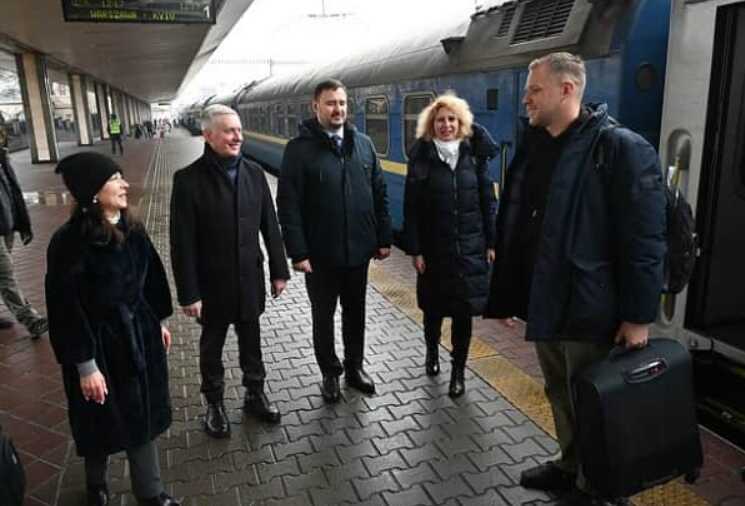 Глава МЗС Литви прибув до Києва