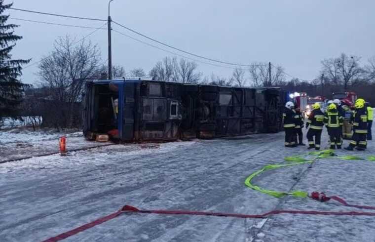 В МЗС розповіли деталі аварії з українцями в Польщі