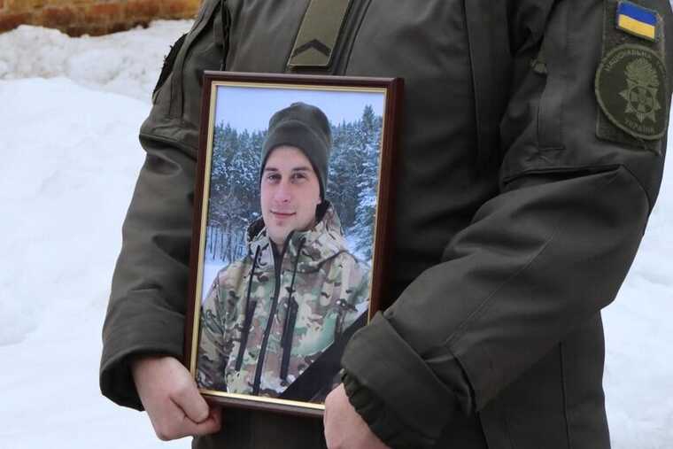 У Чернігові попрощалися із гвардійцем Сергієм Куценком, який загинув на Запорізькому напрямку