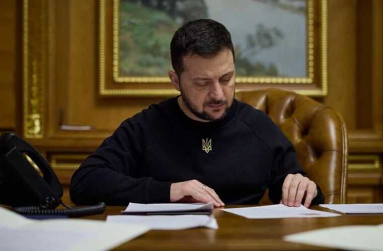 Президент Зеленський оприлюднив декларації про доходи та витрати за два роки