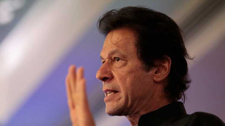 Експрем’єра Пакистану кинули за ґрати на 10 років за розголошення держтаємниці