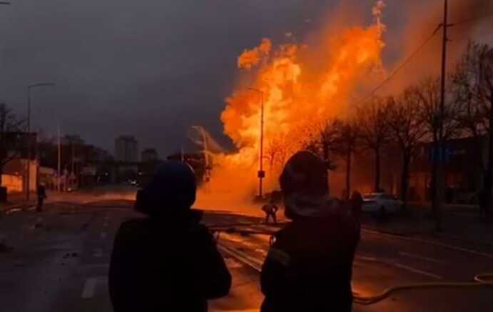 В окупованому Донецьку вночі спалахнула підстанція: повідомлялося про обстріл