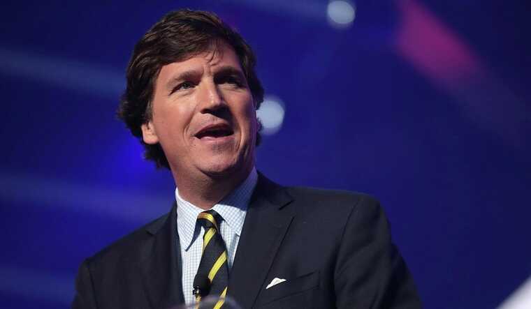 Трампіст Такер Карлсон, якому подобається "рускій мір", прилетів у Москву