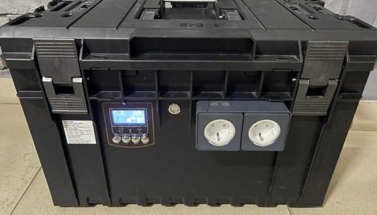 В Україні створили мобільну електростанцію для військових: зможе завести танк