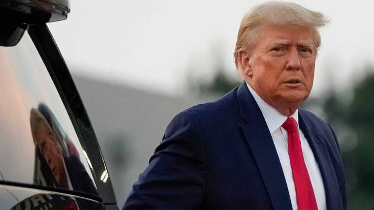 Трамп розкритикував законопроєкт Сенату: "Жахливий" план допомоги Ізраїлю, Україні, Тайваню та кордону з Мексикою