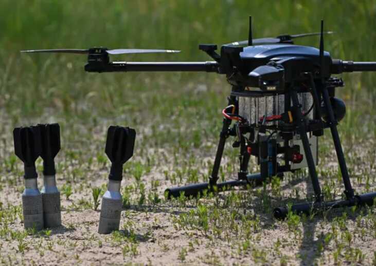 Українські військові отримали на озброєння інноваційний ударний дрон Shoolika mk6