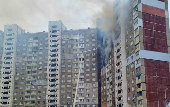 Ракетний удар по Києву: кількість загиблих та поранених знову зросла