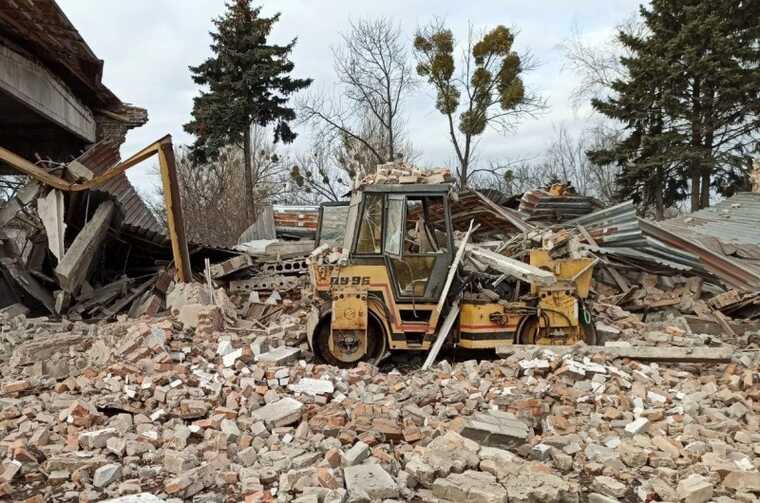В Новомосковске оккупанты ударили по предприятию по благоустройству города