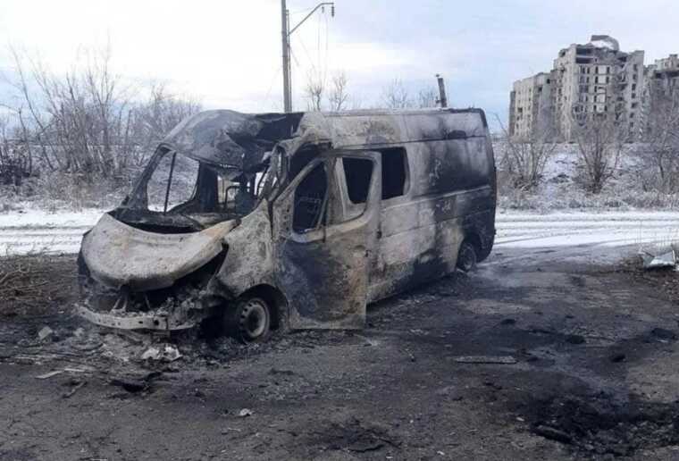 Окупанти в Авдіївці поранили українського волонтера: його авто добили другим ударом